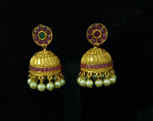 TRADITIONAL JHUMKIS