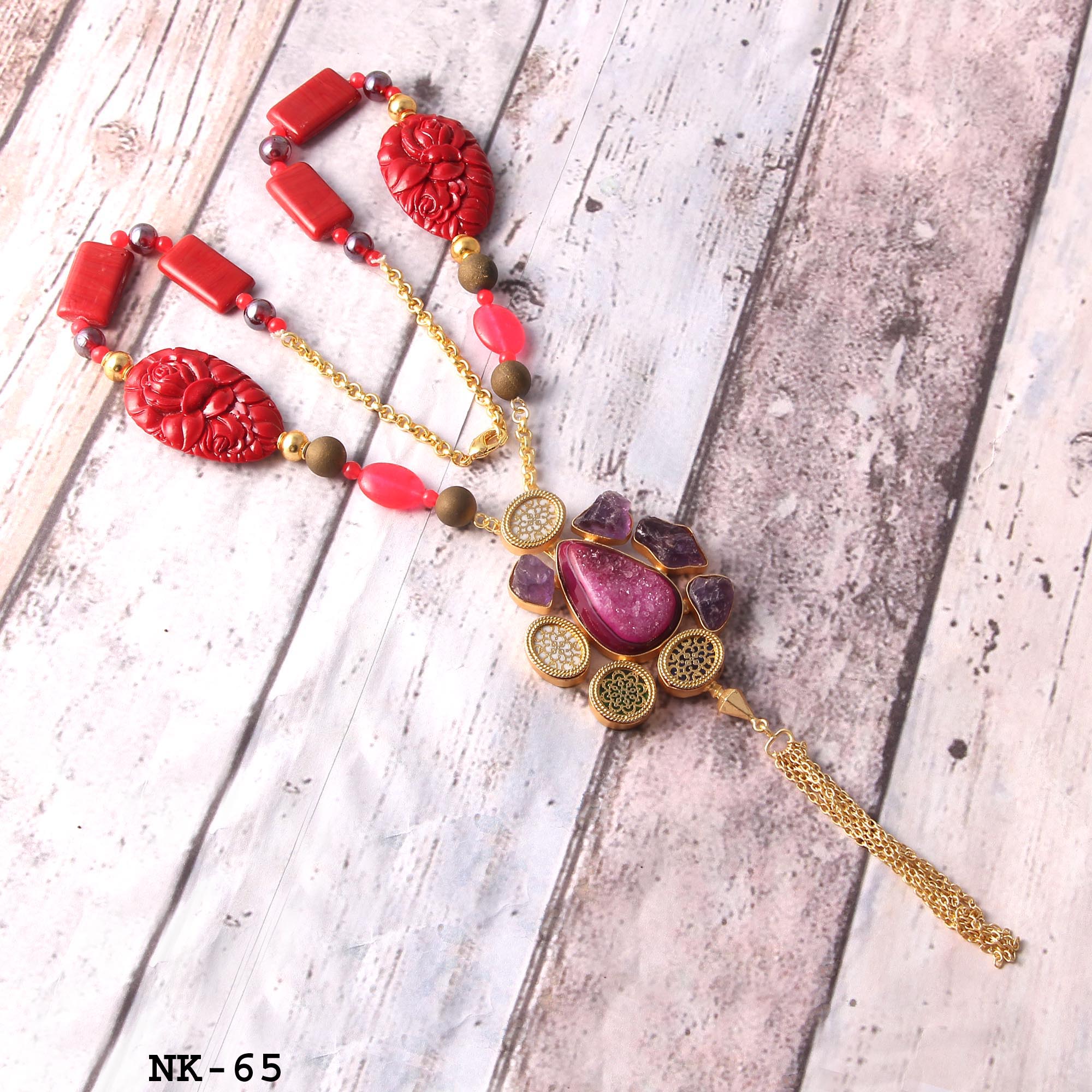 HANDMADE DESIGNER THEWA NECKLACE