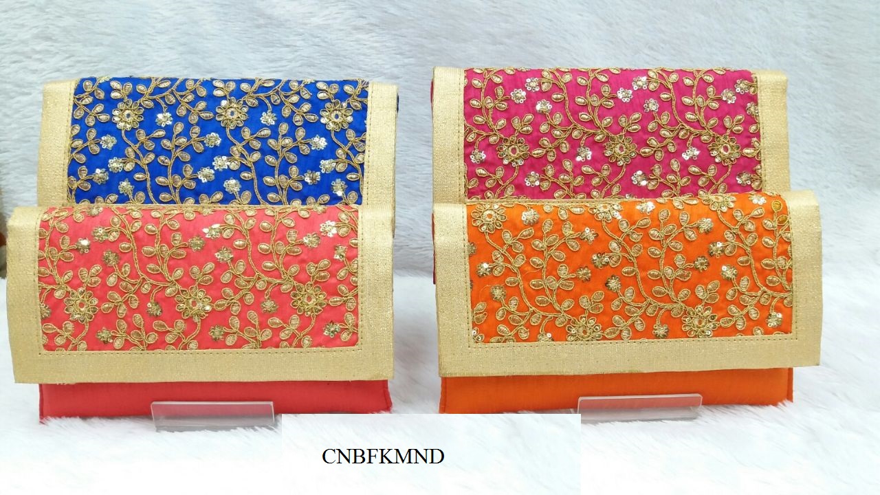 INDIAN TRADITIONAL CLUTCH